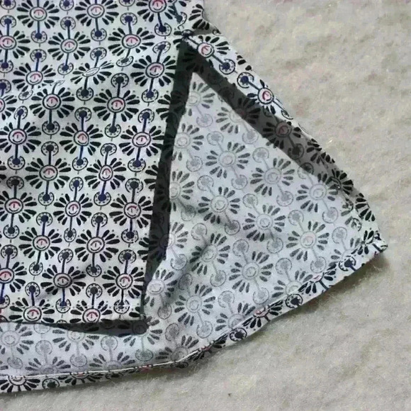 MAX STUDIO 70s Style Retro Smocked Cuff Button Up Lightweight Rayon Blouse Small - Picture 5 of 9